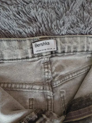 Pantalón skinny gris claro