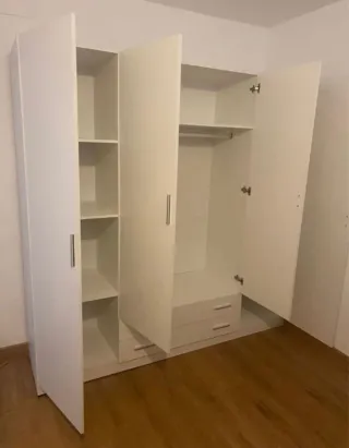 Armarios nuevos a estrenar