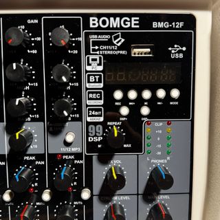Mezclador Audio Profesional BOMGE 12 Canales