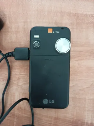 Teléfono Vintage LG Plata