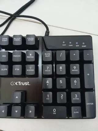 Teclado Disposición QWERTY Español luz led