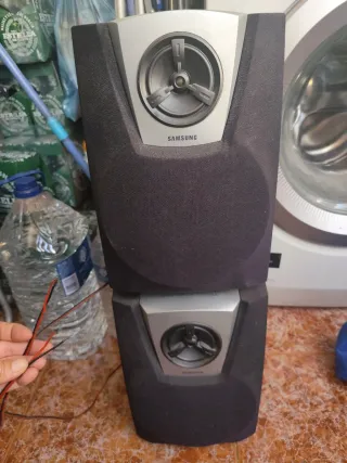 Altavoces Samsung Negros