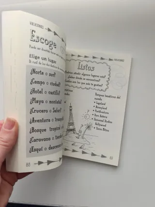 El libro antiaburrimiento: Ilustrado por Scott ...