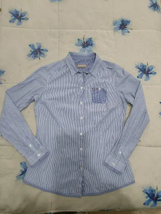 Camisa marca napapijri talla m