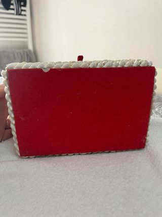 Portagioie decorato con conchiglie