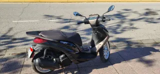 Piaggio Medley 125S menos de 3.000km