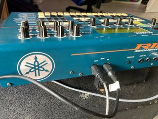 Yamaha rm1x Groovebox