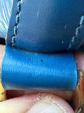 Bolso Louis Vuitton Noe Azul Epi