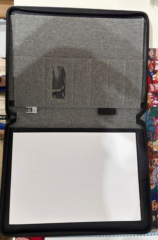 Porta documenti grigio con stampa