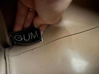 Borsa marrone con borchie