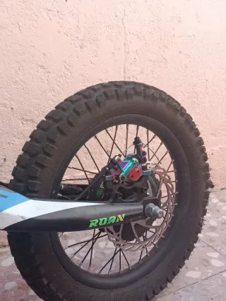 Bicicleta Eléctrica RXF Verde