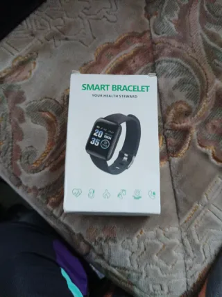 Reloj Negro y Dorado con Billetera