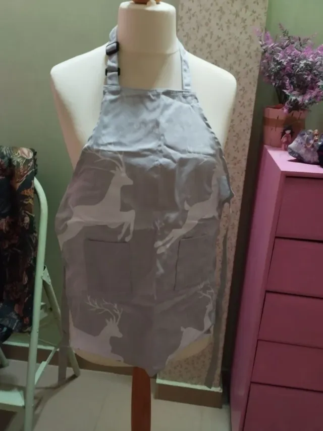 Delantal de Navidad con ciervos