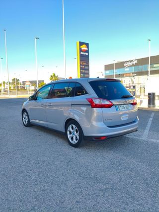 Ford Grand C-MAX 2011