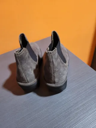 Botines Fly London grises