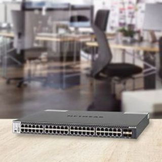 Switch NETGEAR GS748T Prosafe En buen estado