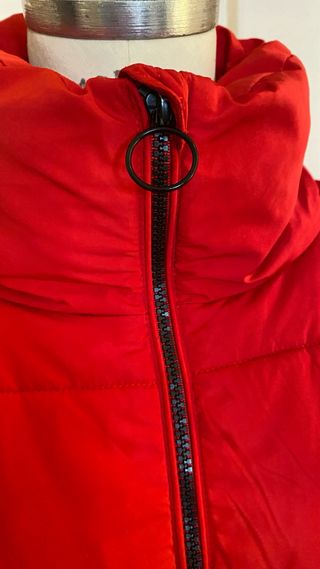 Piumino rosso OVS imbottitura sintetica