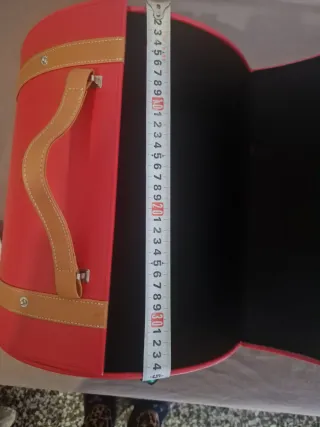 Maleta Roja Estilo Barril