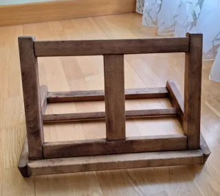 Atril de lectura de madera