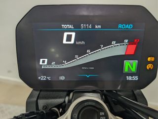 BMW F 900 R (5.111 KMS)