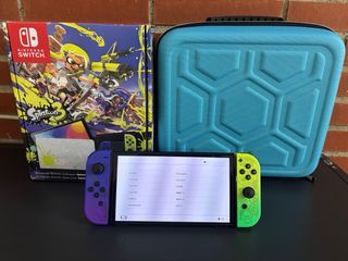 Nintendo Switch OLED Edición Limitada + Funda