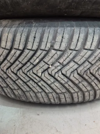 4 continental allseason contact 215 65 17 dot25