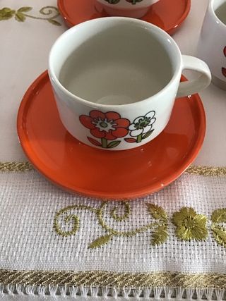Tazzine caffè vintage arancioni e bianche