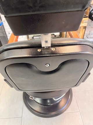 Silla Barbero Vintage + Espejo Industrial