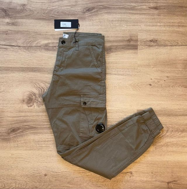 Pantalones Cargo CP Company Verde Oliva