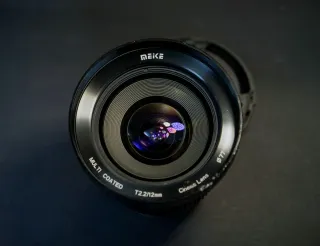 Lente Cine T/2.2 MEIKE (12mm) angular Micro 4/3