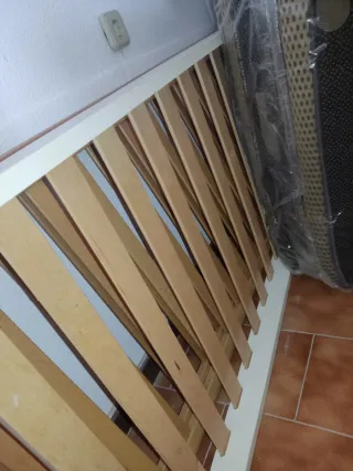 Cuna de bebé con estrella