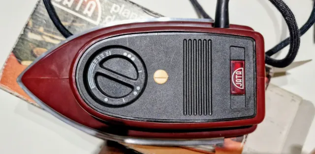 Plancha de viaje JATA vintage