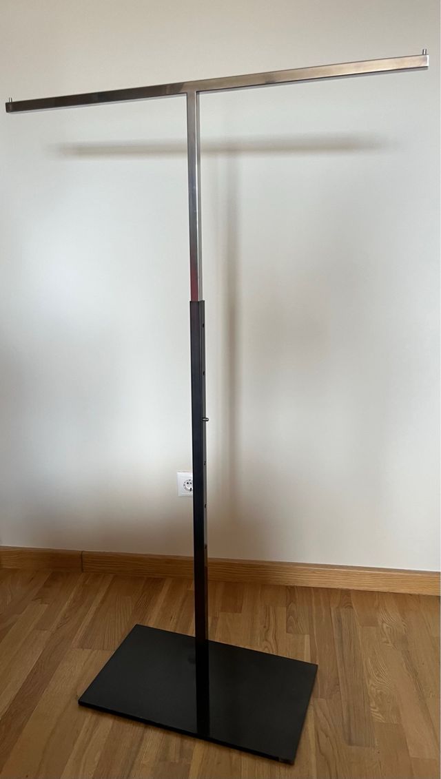 Burro perchero acero inox. altura regulable