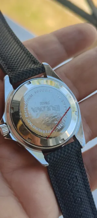Reloj Bulova Diver Automático Negro