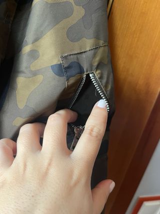 Cazadora bomber militar camuflaje Bershka