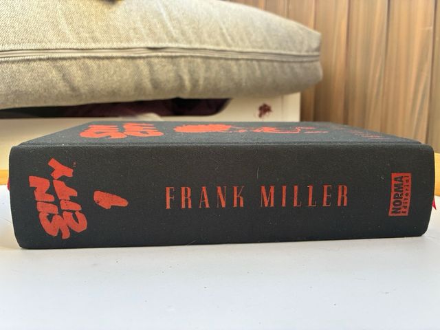 Sin City Ed. Integral 1 (Spanish Edition)