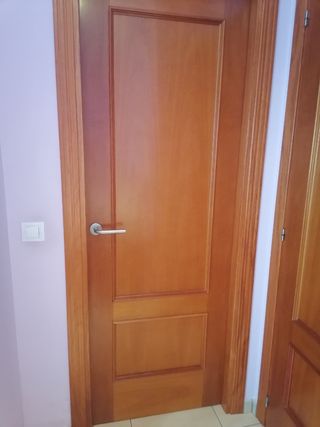 Puerta de madera