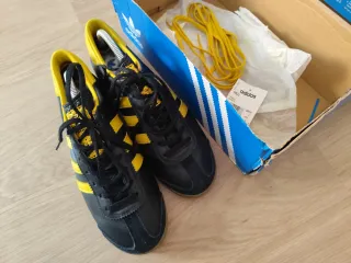 Adidas Oslo Talla 42 Negro/Amarillo