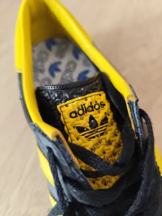 Adidas Oslo Talla 42 Negro/Amarillo