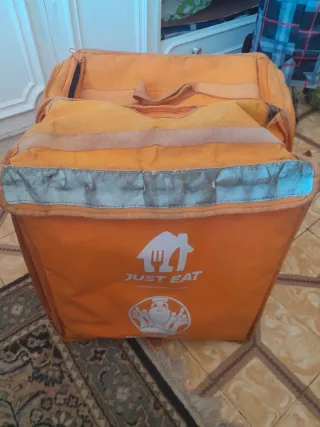 Mochila Just Eat Naranja y Azul Solo en Cartagena