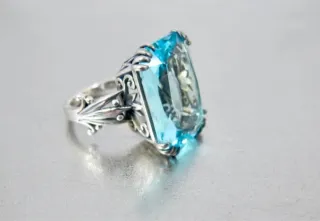 Anillo Art Déco Cuarzo Azul Plata Ley Plata vieja