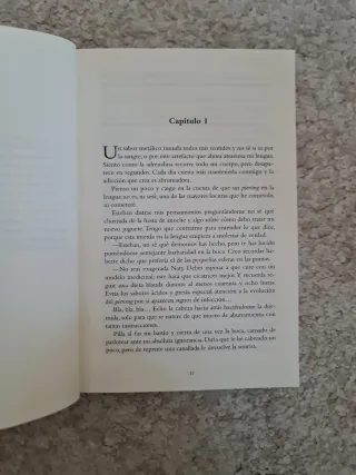 Nessie Bendita Maldición: La historia que ha re...