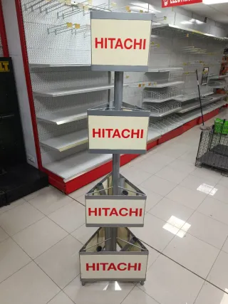 Expositor Hitachi para herramientas
