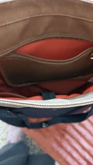 Bolso Carhartt Negro y Marrón