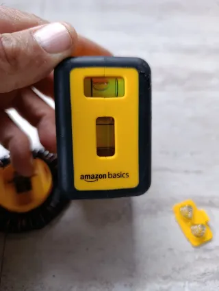 Livella Amazon Basics