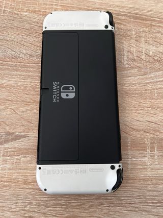 Nintendo Switch OLED Blanca y Negra