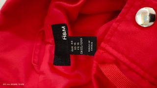 Cazadora H&M Roja Talla 46