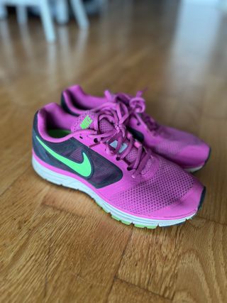 Deportivas Nike Rosas