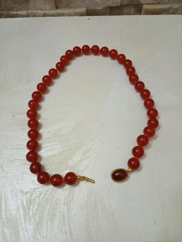 Collana girocollo in vetro vintage
