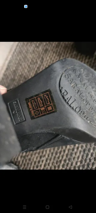 Stivaletti neri tacco